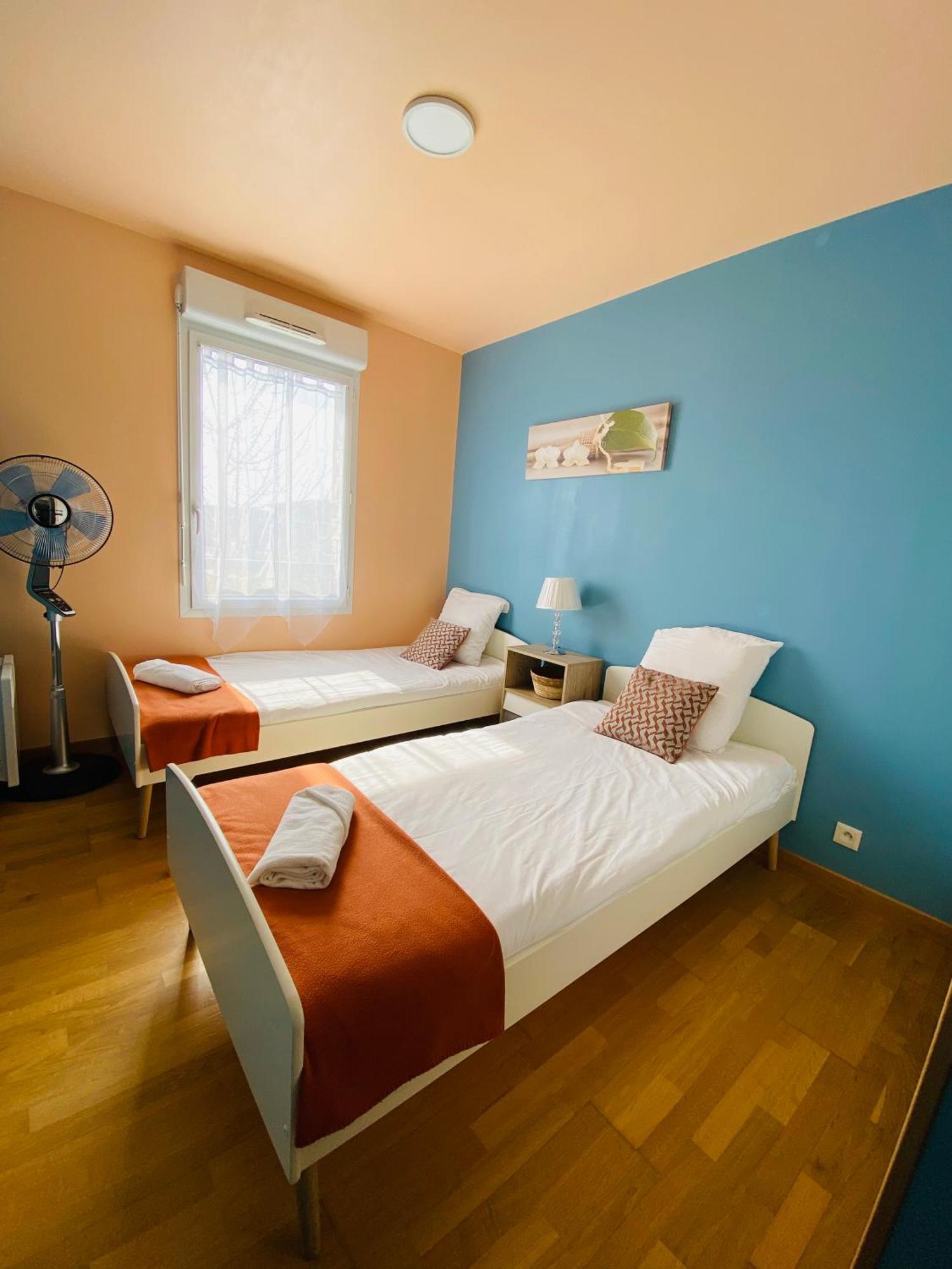 Charmant Appartement 3 Pieces Proche Rer & Disney モンテヴラン エクステリア 写真