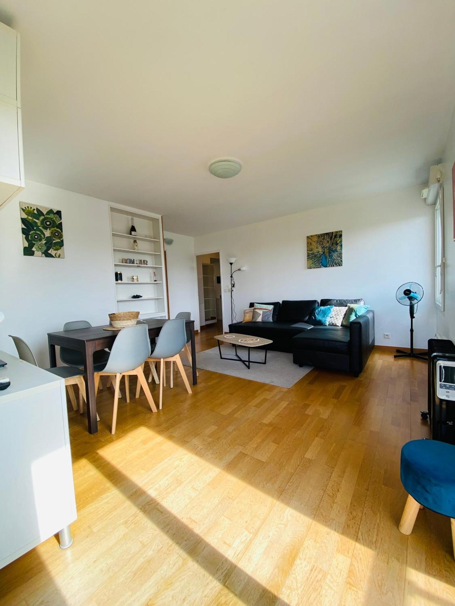 Charmant Appartement 3 Pieces Proche Rer & Disney モンテヴラン エクステリア 写真